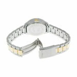 Casio Herrenuhr mit Edelstahlarmband und buntem Design, ideal für jeden Anlass.