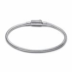Elegantes Damen-Armband Pandora aus 925er Silber, 19 cm lang, stilvolles Accessoire für jeden Anlass.
