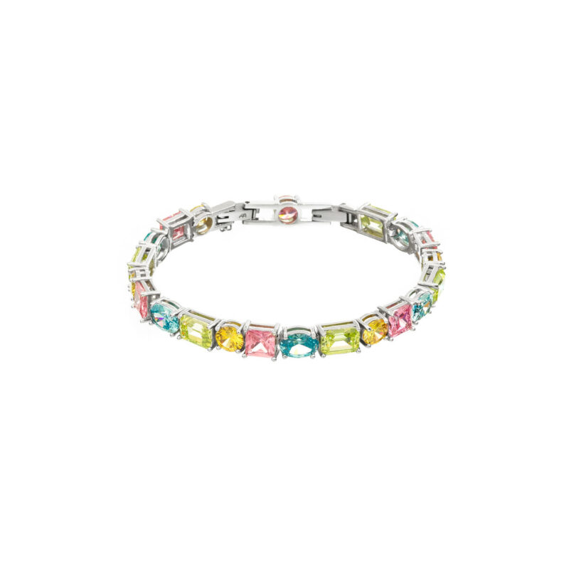 Damen-Armband Chiara Ferragni in Silber und Multicolor mit funkelnden Kristallen im Baguette-Schliff, elegantes Design aus rhodiniertem Messing.