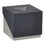 Elegante Damenuhr Guess (Ø 34 mm) aus Edelstahl in Rosa mit Quarzwerk und mineralischem Kristall.