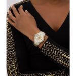 Elegante Damenuhr Guess MOONLIGHT – zeitloses Design und hochwertige Verarbeitung für jeden Anlass.