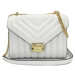 Tasche Michael Kors Whitney in Weiß - elegante Umhängetasche aus hochwertiger Haut mit praktischem Plattenspeicher-Verschluss.