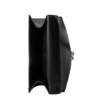 Tasche Michael Kors Whitney in Schwarz aus hochwertigem Canvas mit magnetischem Verschluss und kompakten Maßen.