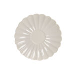 Set aus 6 eleganten Teetassen mit Tellern aus hochwertigem Porzellan in klassischem Weiß, ideal für Teegenuss.