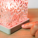 Wiederaufladbarer Aurora Borealis LED-Projektor Boralamp von InnovaGoods, der eine beeindruckende Nordlicht-Atmosphäre schafft.