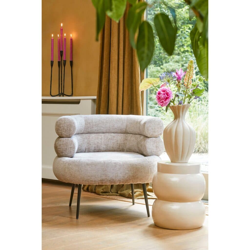 Crisi Kerzenhalter Schwarz von Mica Decorations, stilvolles Design aus Aluminium