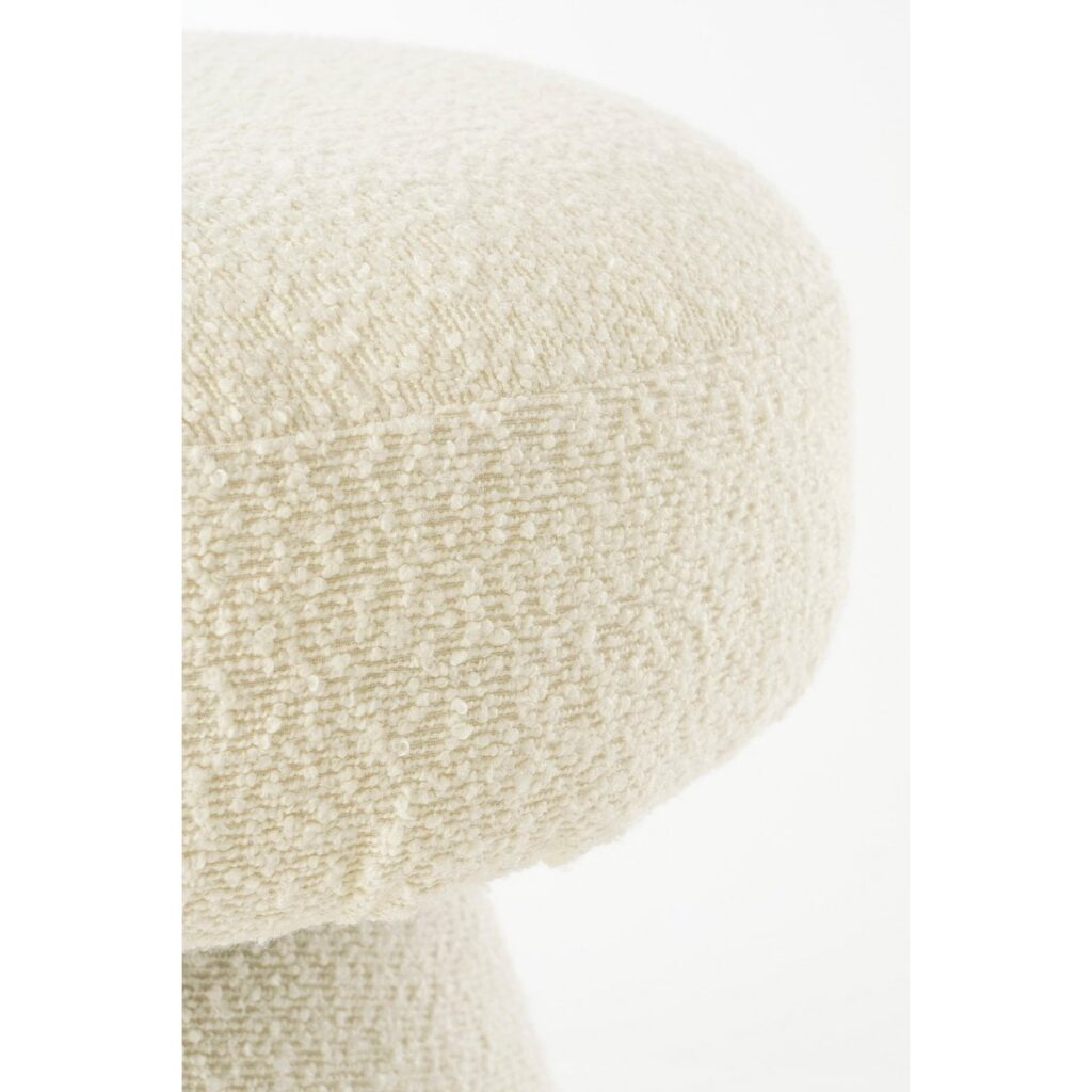Nadia Pouf Cremeweiß von Mica Decorations - stilvoller Sitzhocker