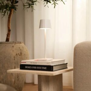 Willi Tischlampe Weiß - wiederaufladbar, dimmbar, 120 Stunden Akkulaufzeit