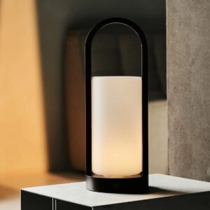 Evie Tischlampe Dunkelbraun - wiederaufladbare Holzlampe mit 3 Lichtmodi