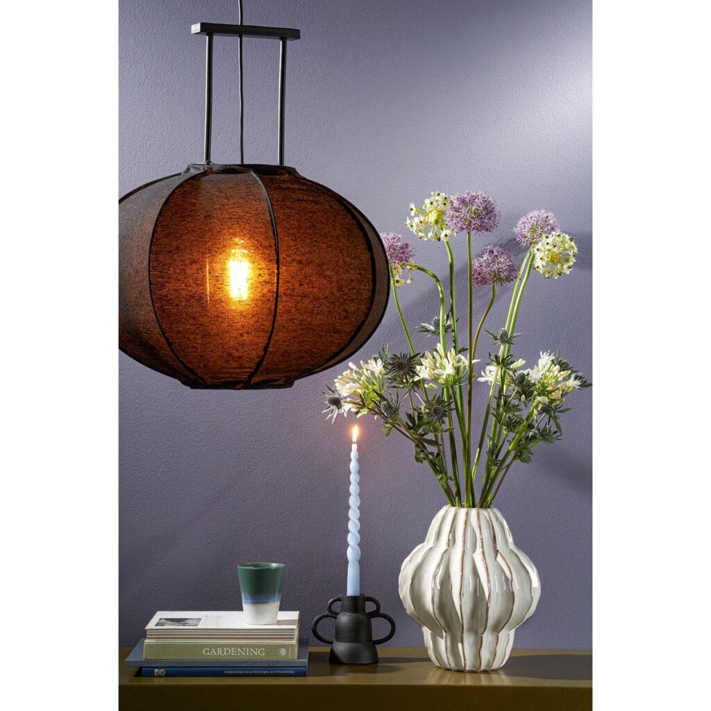 Alira Vase Cremeweiß von Mica Decorations, handgefertigte Keramikvase