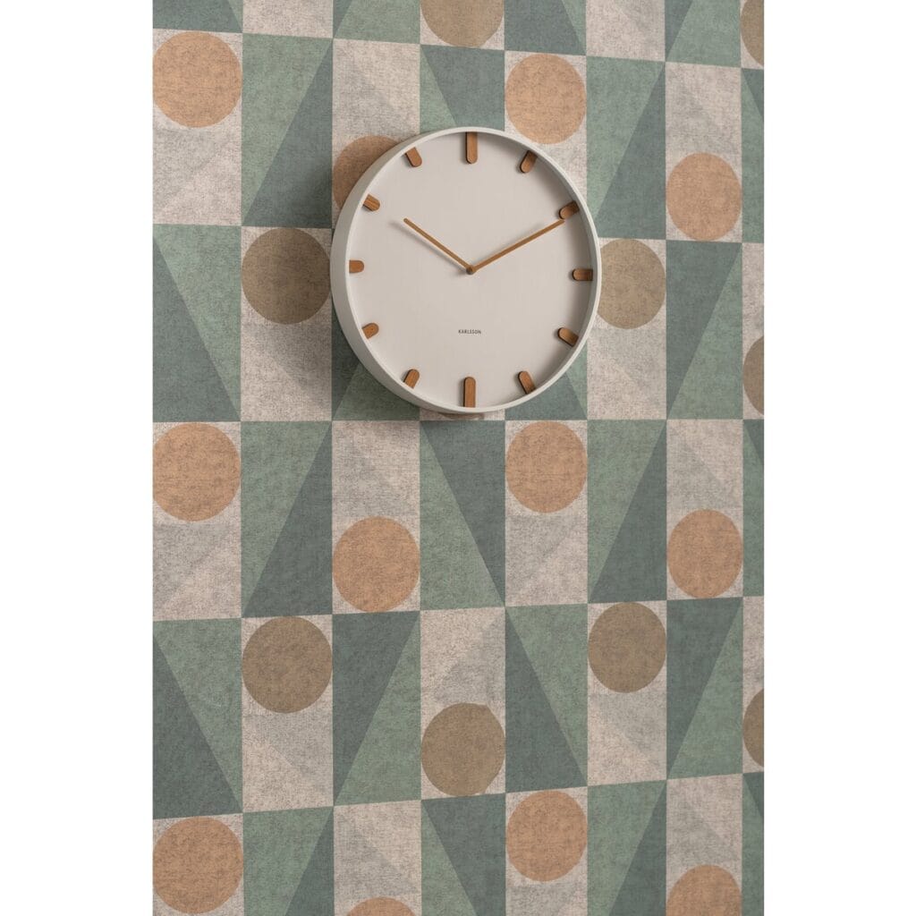 Sila Wanduhr Weiß von Karlsson – elegante Wanduhr mit minimalistischen Design