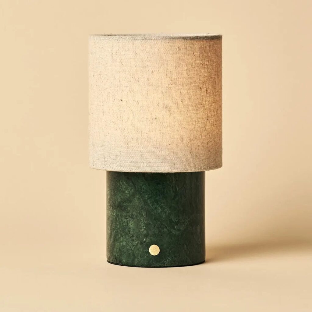 Onoda Tischlampe Dunkelgrün - elegantes Design aus Marmor