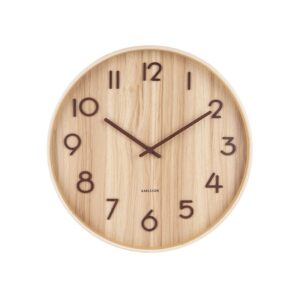 Woody Wanduhr Holz von Karlsson – elegante Wanduhr aus Walnussholz