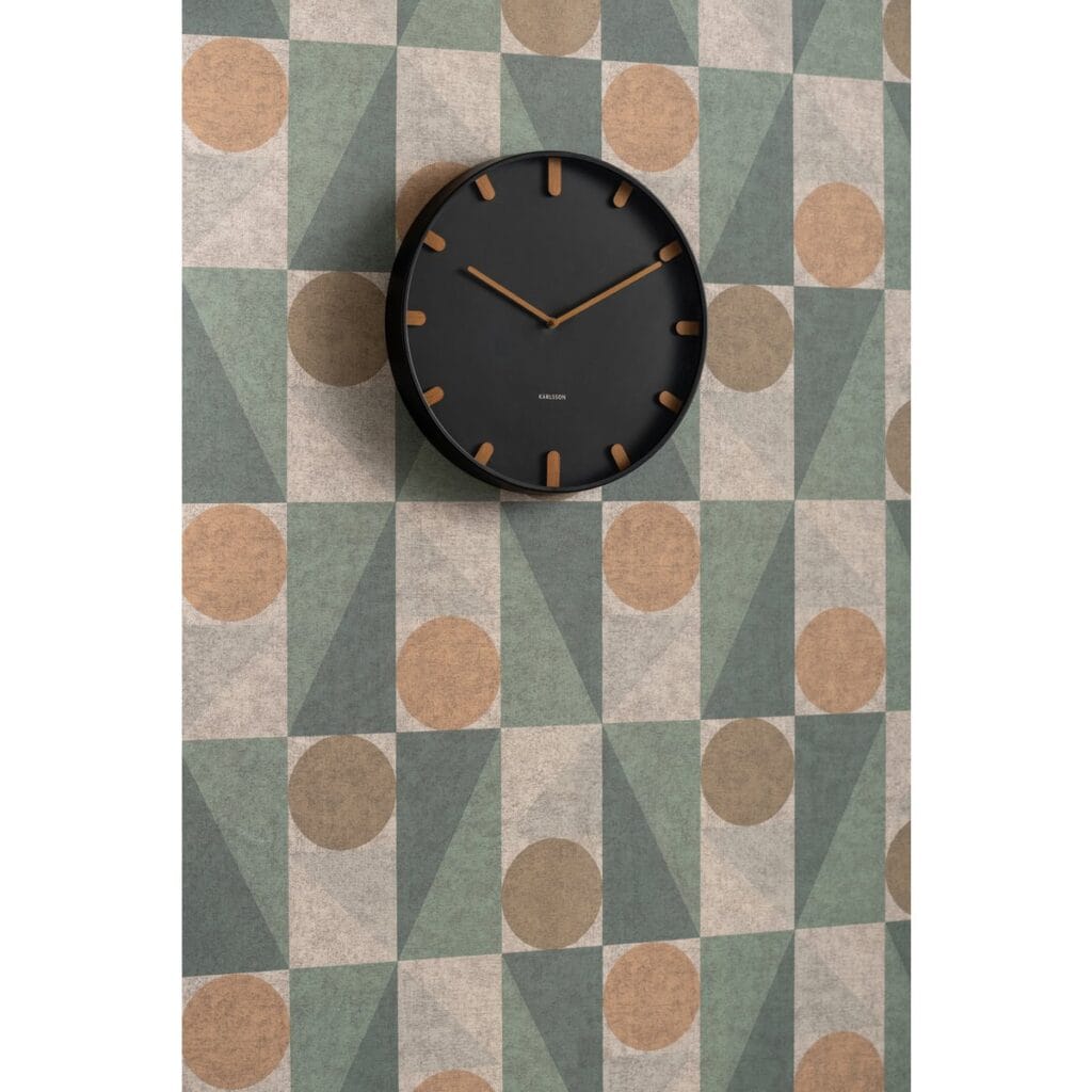 Talia Wanduhr Schwarz von Karlsson – elegante Wanduhr mit minimalistischen Design