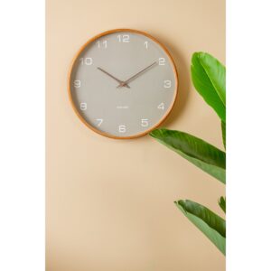 Ola Wanduhr Grau/Braun von Karlsson – Mid-Century Design aus Holz