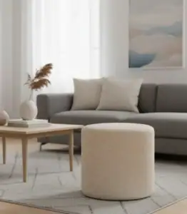 Adel Pouf Beige - stilvolles Akzentstück aus Bouclé-Stoff