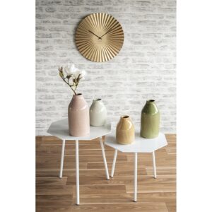 Lina Wanduhr Gold von Karlsson – modernes Design mit elegantem Relief